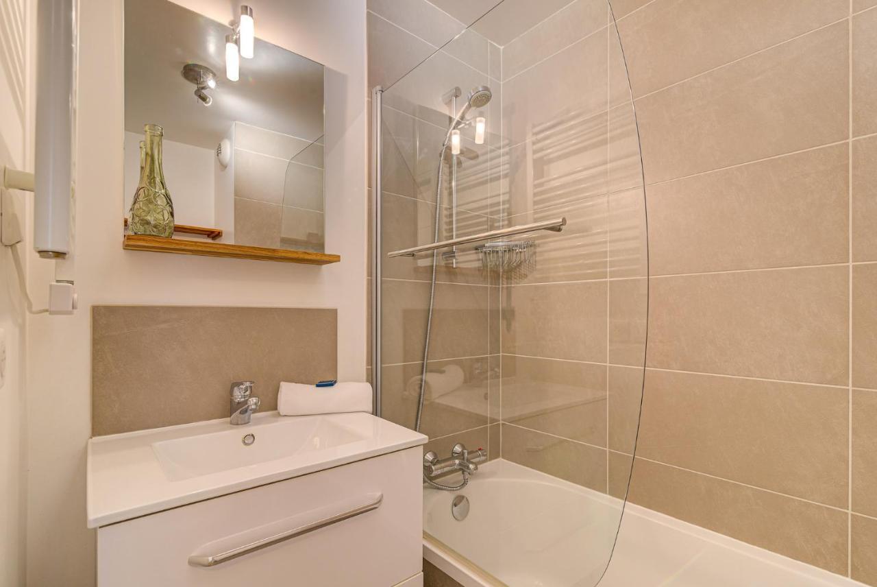 Apartment Fermes Du Montenvers B11 - Alpes Travel - Central Chamonix - Sleeps 4 Экстерьер фото